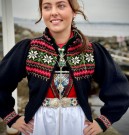 Karoline jakke stjernemønster Bunadstrikk  thumbnail