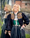 Heidi tilpasset vestfoldbunadene Blå Bunadstrikk  thumbnail