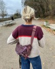 PetiteKnit Cross Sweater (oppskrift) papirutgave thumbnail