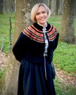 Grethe Svart, tilpasset Vestfoldbunadene Bunadstrikk thumbnail