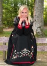 Bunadstrikk modell Linda Strikkepakke tilpasset Rogalandsbunaden, Løland thumbnail