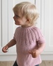 Sunday Tee Junior (oppskrift) Petiteknit thumbnail