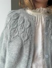 LeKnit Ella Cardigan (oppskrift) papir thumbnail