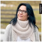 Marte Helgetun Krystallsjal flerfarger (oppskrift) thumbnail