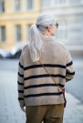 452 Uni stripegenser A Fivel beigemelert og svart thumbnail