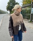PetiteKnit Nora Neck (oppskrift) Papirutgave thumbnail