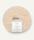 LeKnit Vita Scarf Tynn Silk mohair og Alpakka følgetråd marsipan thumbnail