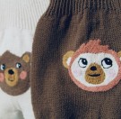Furry Faces Rumper (oppskrift) The Knitting Stories thumbnail