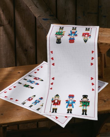 Broderipakke Løper nøtteknekkeren 68-1270