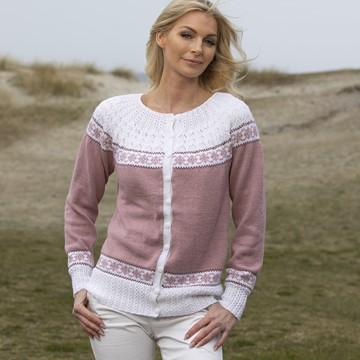 2011-4 Verajakke dame Pudderrosa | Bambino | Strikkepakke Viking Garn