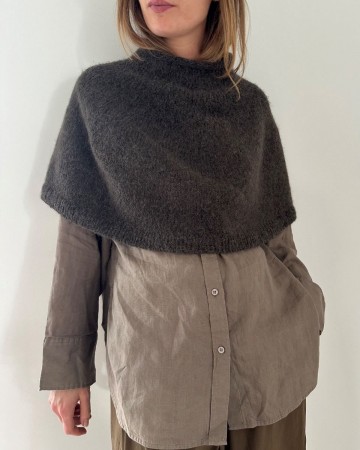 LeKnit Plain Yoke Poncho (oppskrift)