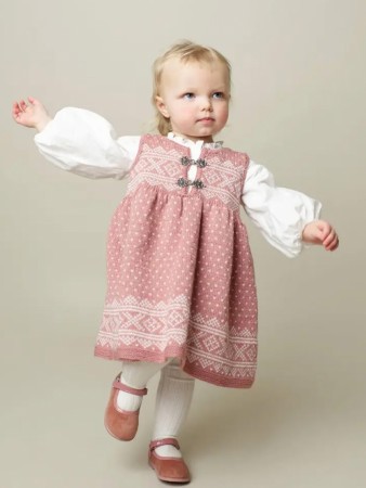 372-10 Setesdalkjole LYNG Strikkepakke Rauma