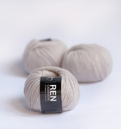 REN Cashmere 12 Sand