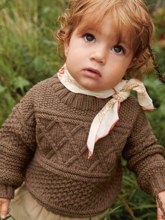 2413-1a Guernsey Sweater baby Double Sunday eikenøtt