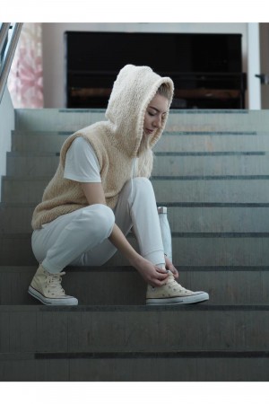 Weekday Sleeveless Hoodie strikkepakke KNITNORWAY