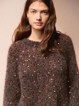 25-6 Rookie Sweater Paljett (oppskrift)