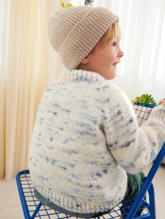 2401-5a Debutant Sweater Junior Kos eller Poppy (oppskrift)
