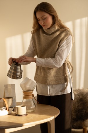 Minimalisme No 4 vest i Troll naturmelert