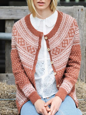 T46-12 Setesdal damekofte rundfelling (oppskrift)