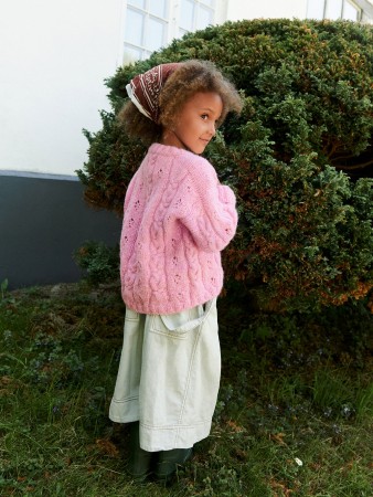 2605-3 Junia Sweater Junior (oppskrift) Sandnes Garn