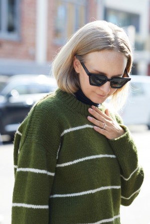 452 Uni stripegenser B Skogsgrønn og natur 