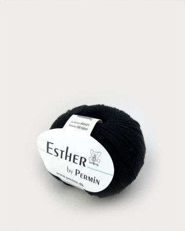 Esther Svart 421