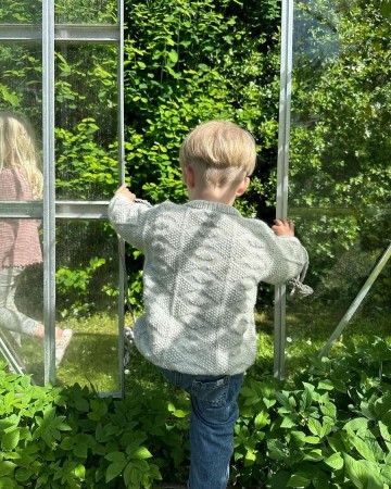 Esther Sweater junior (oppskrift) PetiteKnit