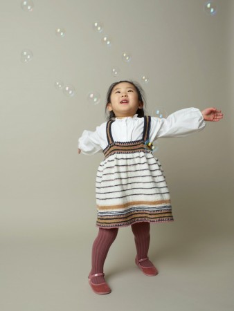 372-6 Vestfold seleskjørt HVIT Strikkepakke Rauma Garn