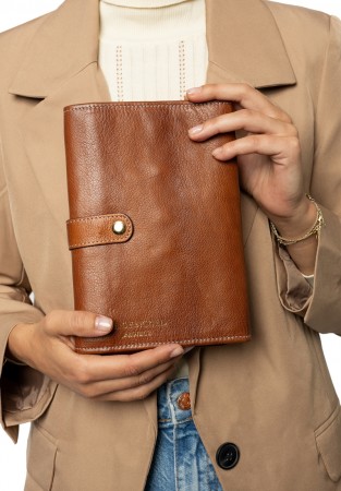 Re:Designed Project 7 Walnut/Gold Pinneetui